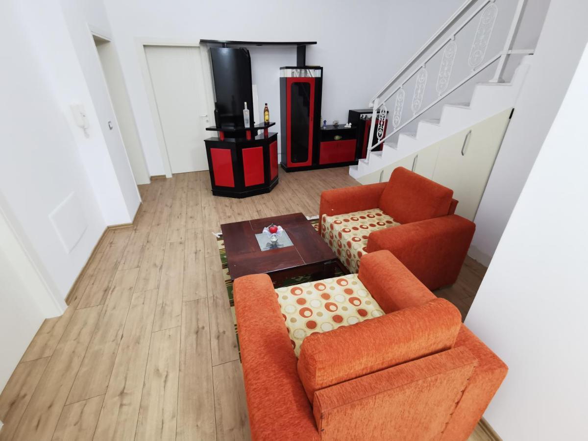 Bujtina Valgent Bed & Breakfast Berat Exterior photo
